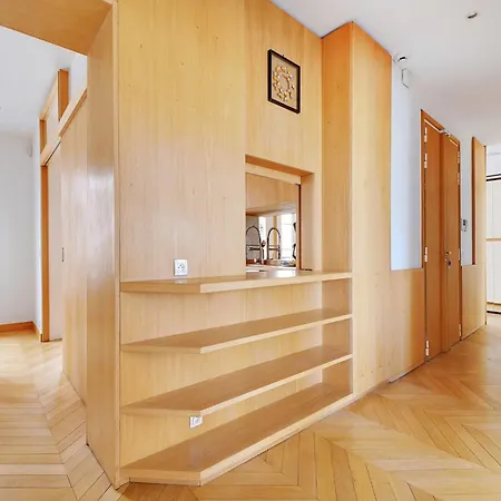 Charm And Modernity - 3bd-6p - Odeon Luxembourg