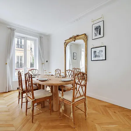 Charm And Modernity - 3bd-6p - Odeon Luxembourg Париж