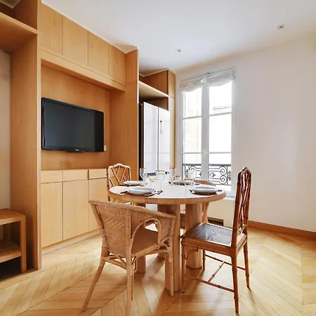 Charm And Modernity - 3bd-6p - Odeon Luxembourg *