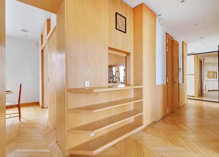 Charm And Modernity - 3bd-6p - Odeon Luxembourg