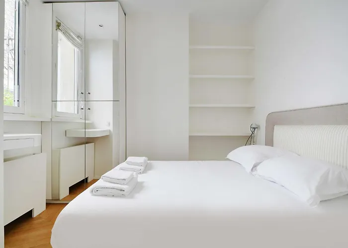 Charm And Modernity - 3bd-6p - Odeon Luxembourg * パリ